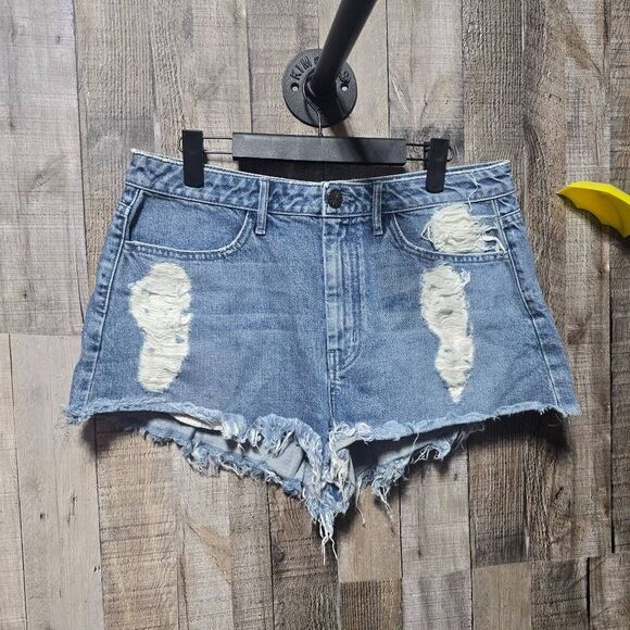 Mumu Blue Distressed Cut-Off Blue Jean Shorts Womens - Picture 1 of 5